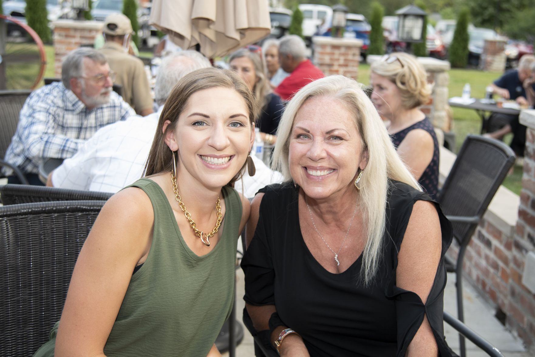 Nikki Bethmann, Pat Slodkowski